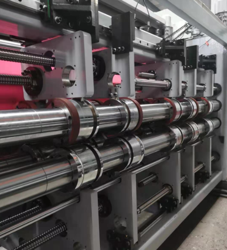 PRY-D1224 Yüksek Hızlı Tam Otomatik 4 Renkli Flexo Baskı Slotting Die Cutting Stacking Machine 7