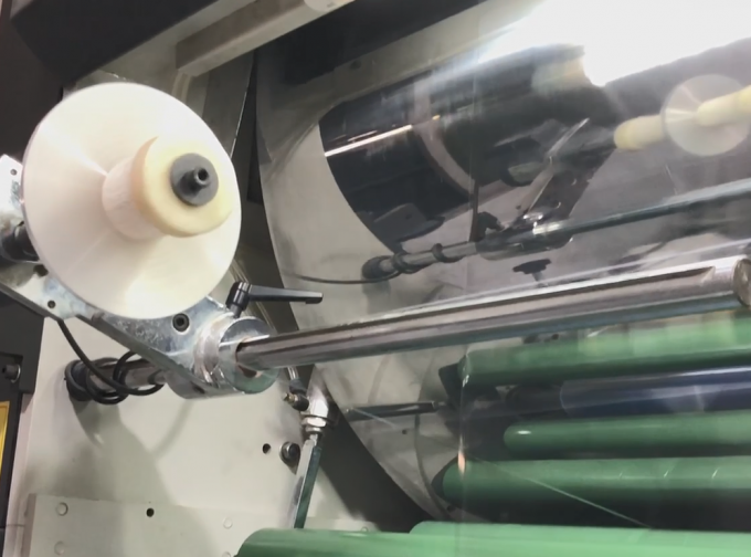 PRY-ER Rolden Rol'e Tam Otomatik Dikey Film Laminasyon Makinesi 13